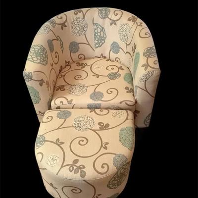 Floral Club Chair With Matching Ottoman 