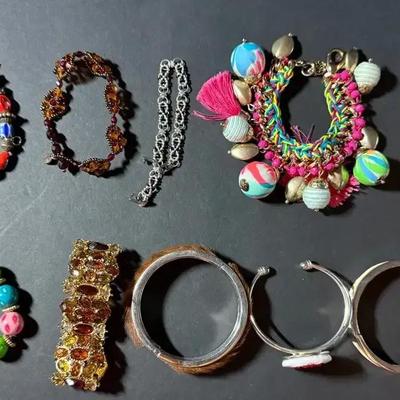 10 Bracelets
