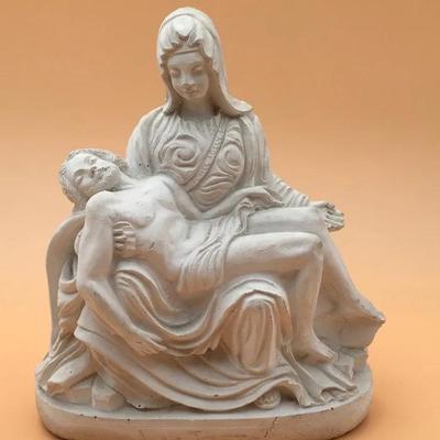 Michelangelo's Pieta Plaster Statue Virgin Mary/Crucified Christ