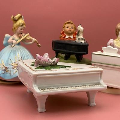 4 Musical Figurenes