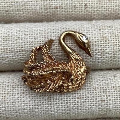 14K Gold Swan Brooch 