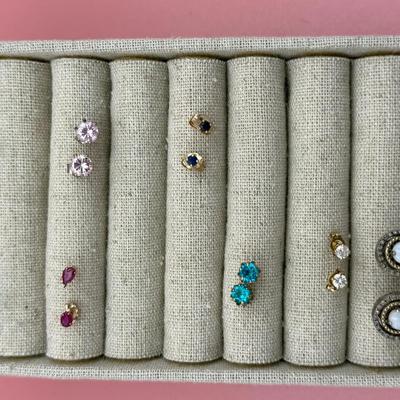 10 Pair Of Stud Earrings With Stones