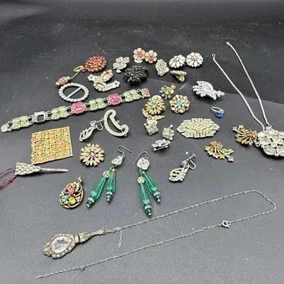 Costume Jewelry Lot, 3 groups