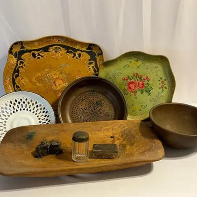 Lot Of Vintage Paper Trays, Dough Bowl, Copper Pieces, Enamel Strainer, 2 Small Glass Figurines