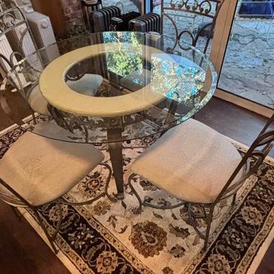 The Round Table