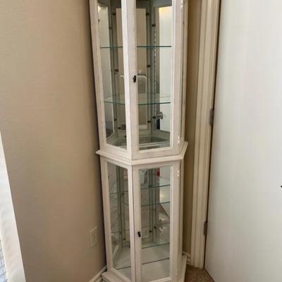 Frosted Corner Curio