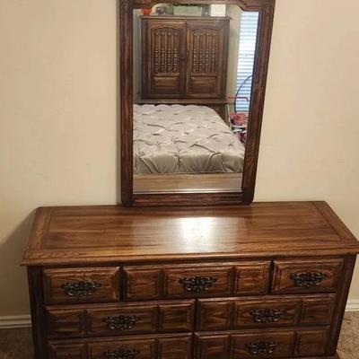 Long Dresser