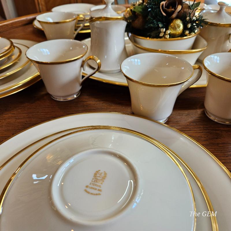 Sale Photo Thumbnail #101