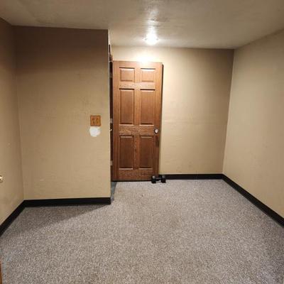 Sale Photo Thumbnail #31