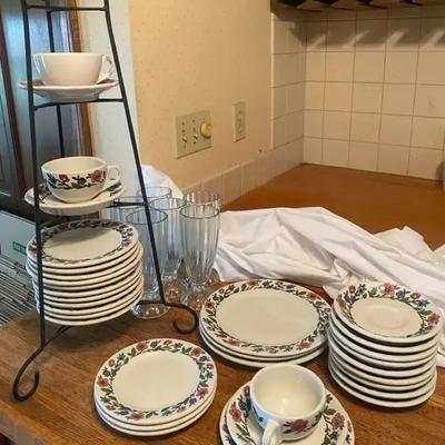 Retro Vtg Restaurant/Diner Dishes