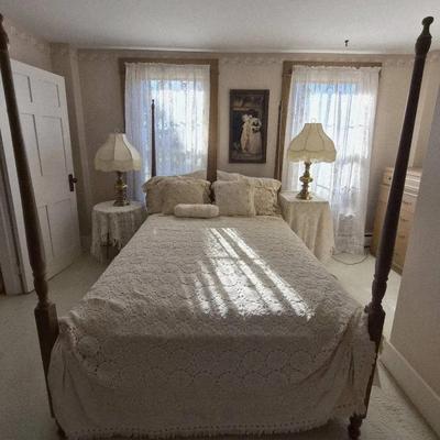 Full Sized Four Poster Wooden Bed, Macramé & Matelasse Linens, Lamps & Picture