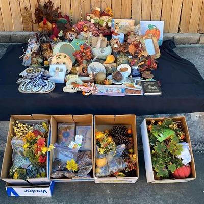 Fall Décor Collection Featuring Willow Tree Angels of Autumn & Seasonal Accents
