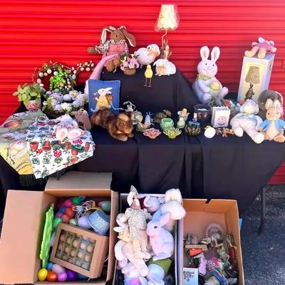 Easter & Spring Decor Collection Featuring Table Linens, Wreaths & Figurines