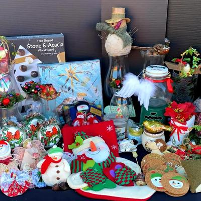 Christmas Décor Collection with Glass Hurricanes, Ornaments & Art