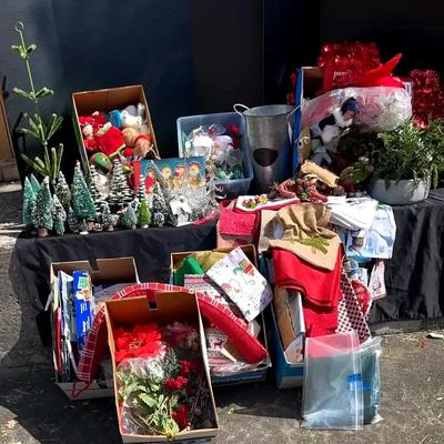 It’s Beginning to Look a Lot Like Christmas – Linens, Ornaments & More