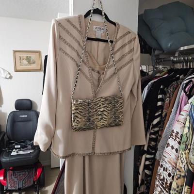 Sale Photo Thumbnail #66