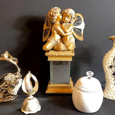 Thomas Kinkade Musical Egg and Other Decor