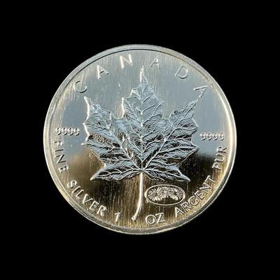 Canadian .9999 Silver 1 Oz $5 Maple Leaf (Year 1999)