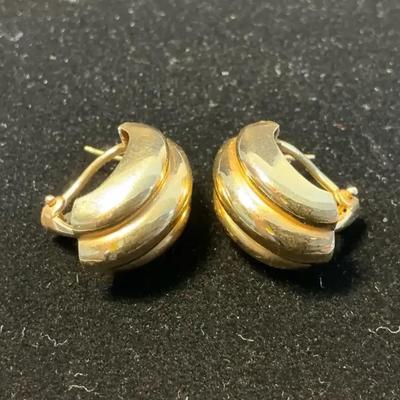 14k Gold Lever Back Earrings (5.62 Grams)
