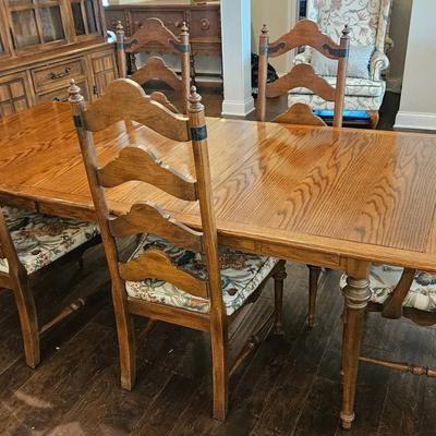 Mid-Century Oak Dining Table With Six Upholstered Chairs