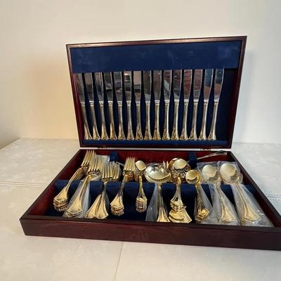Flatware Set