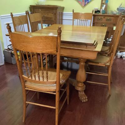 Antique Light Wood Table W/6 Chairs