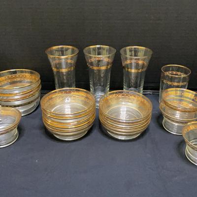 Vintage Gold Trim Movie Theater Bonus Glassware Pieces (26)