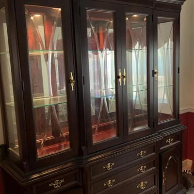 Bassett China Hutch