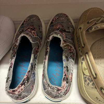 Sale Photo Thumbnail #117