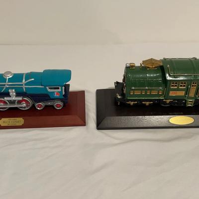 Pair Of Lionel Wooden Model Decorative Trains
