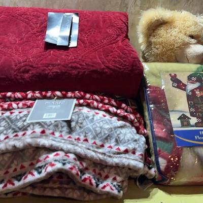 Holiday Fleece Throw