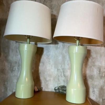 Ashley Design Table Lamps