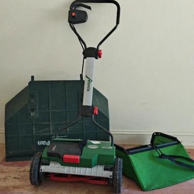 Mantis Cordless Reel Mower