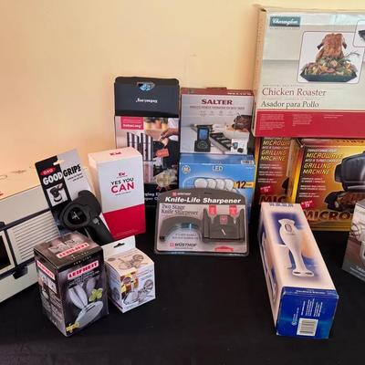 All New Unopened Boxes Items For Kitchen Incl Oxo, Leifheit, Wüsthof