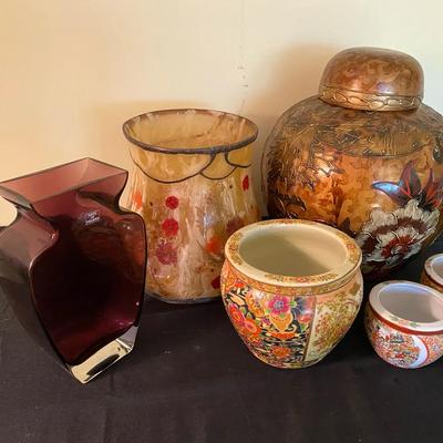 Gorgeous Floral Themed Vases And Waste bin