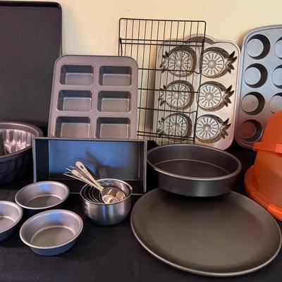 Baking Trays And Muffin Forms And More