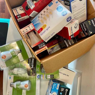 Huge Lot of Lightbulbs!
