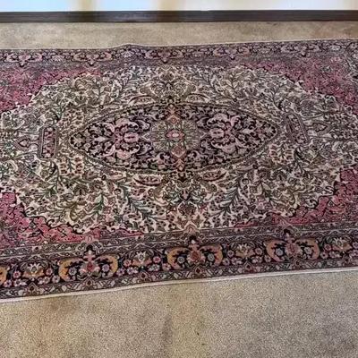Area Rug – 81” x 48”