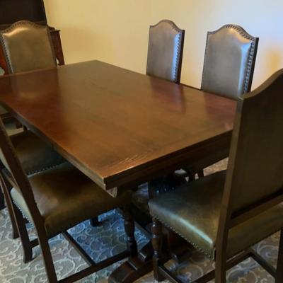 Dining Table with 6 Leather Chairs