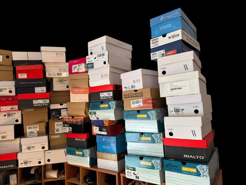 Sale Photo Thumbnail #159