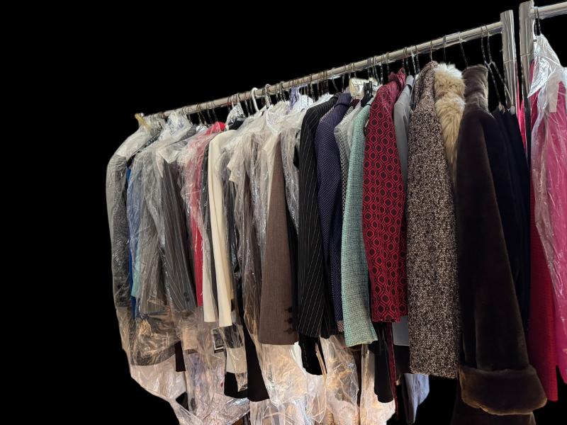 Sale Photo Thumbnail #151