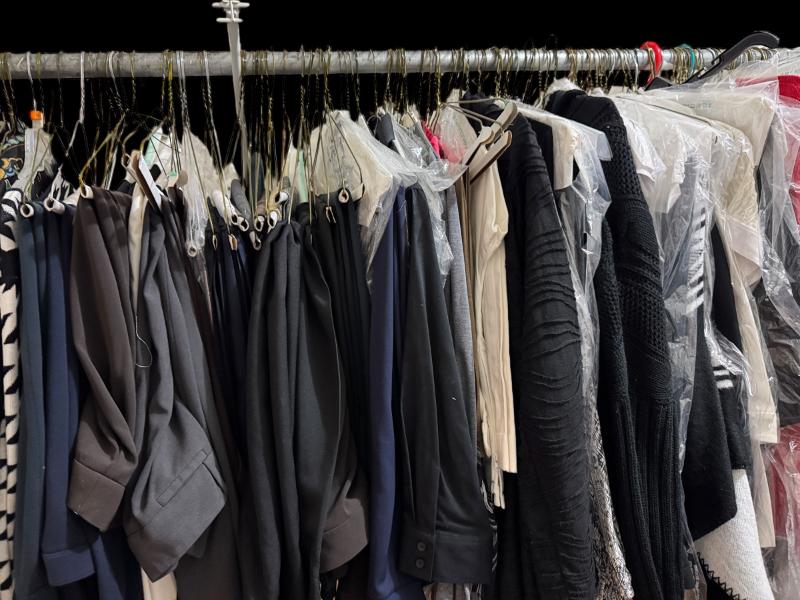 Sale Photo Thumbnail #153