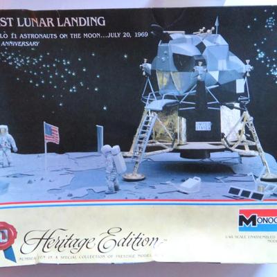 NIB 1984 LUNAR MOON MODEL KIT