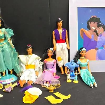 1990s Aladdin & Jasmine Dolls + (WH1)