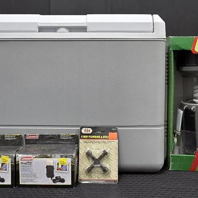 Coleman Travel Refrigerator + (WH8)