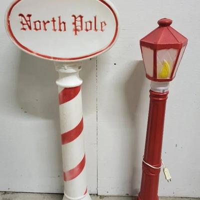 General Foam Plastics Street Lantern & North Pole Sign Blow Molds (WH6)