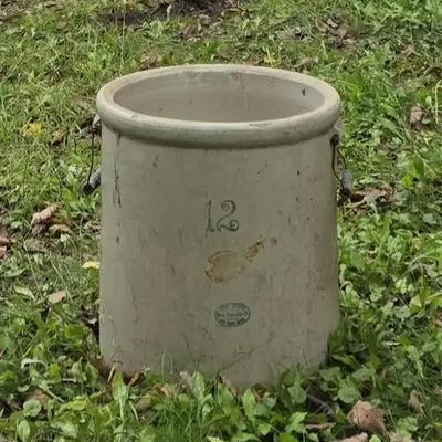 12-Gallon Red Wing Crock