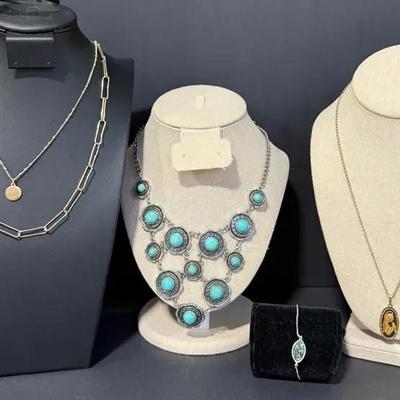 Lot of 5 Jewelry Pieces – Turquoise Statement, Cameo Pendant, Sterling Ring & More