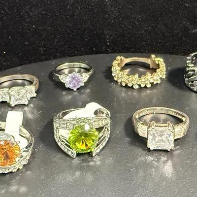 Lot of 16 Fashion & Gemstone Rings – Assorted Styles, Sizes & Finishes