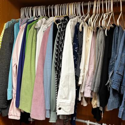 Women’s Casual Wear Size L